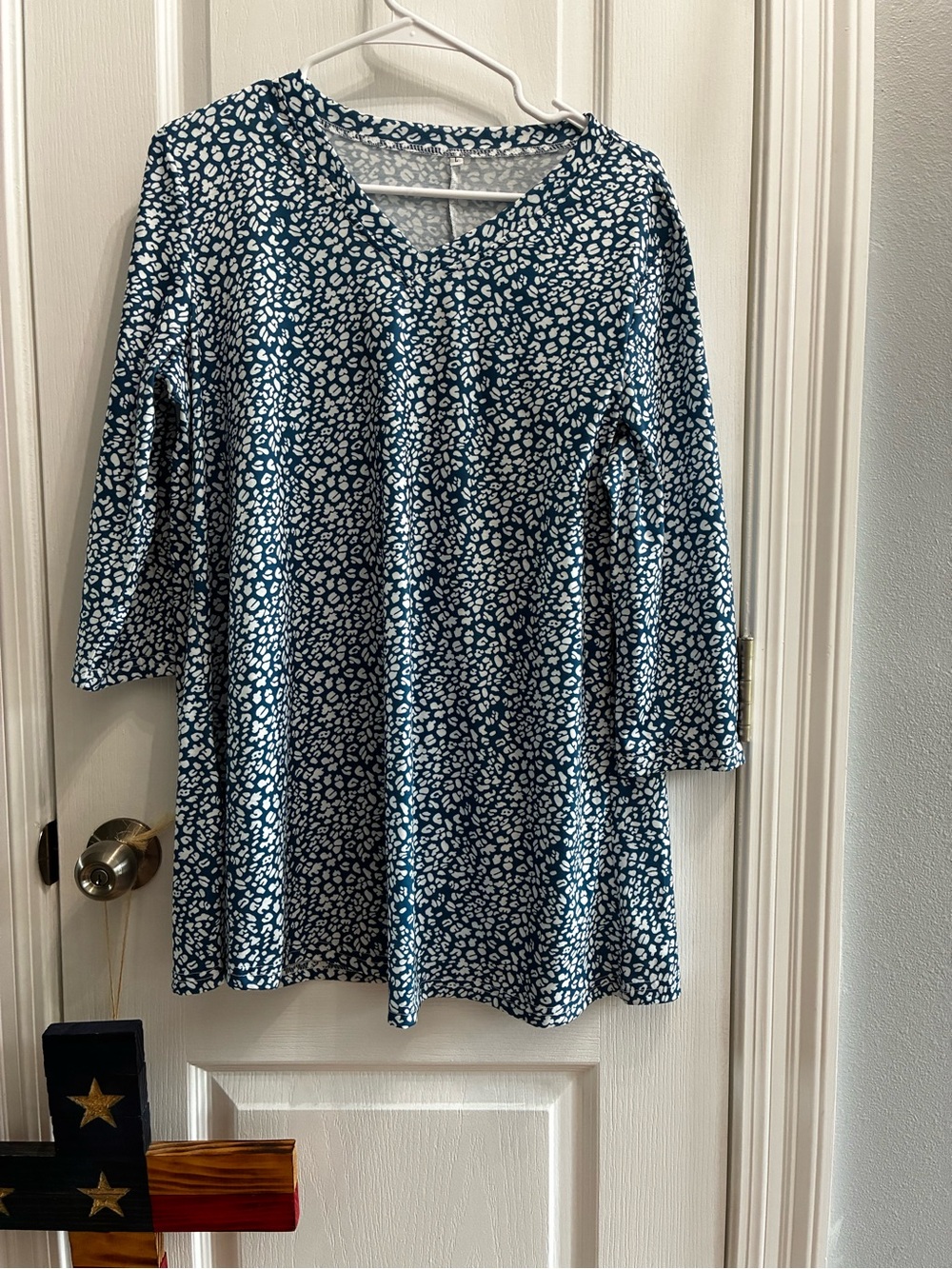 Adorable animal print Tunic top Size Large
